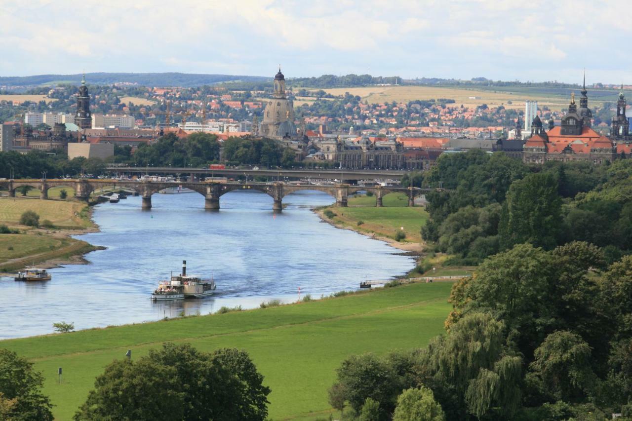 Hotel Am Waldschloesschen - Brauhaus Dresden Exteriör bild